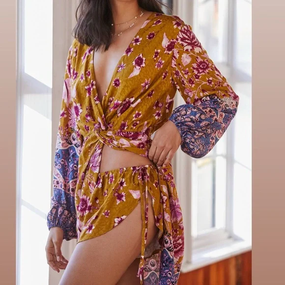 Anthropologie Floral Long Sleeve Tunic Size Medium - Picture 11 of 13